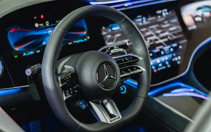 Mercedes-Benz EQE cena 563500 przebieg: 10000, rok produkcji 2023 z Lubycza Królewska małe 254